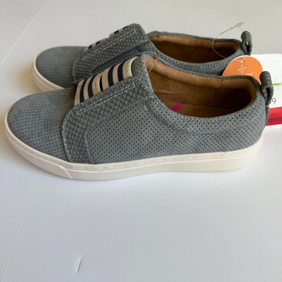 NEW Comfortiva Tacey Slate Blue-Gray Sneakers 6.5 Womens - Picture 8 of 13